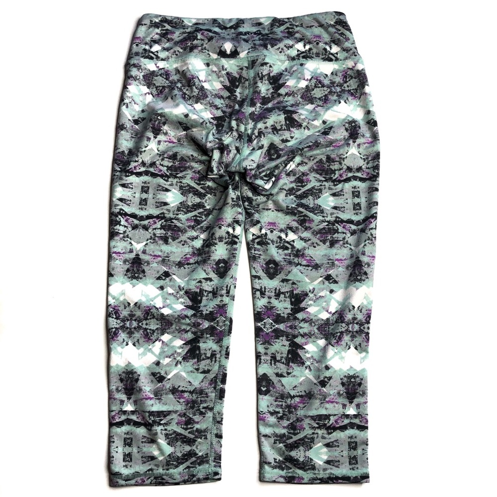 Athleta Cosmic Chaturanga Capri Crop Legging Geometric
